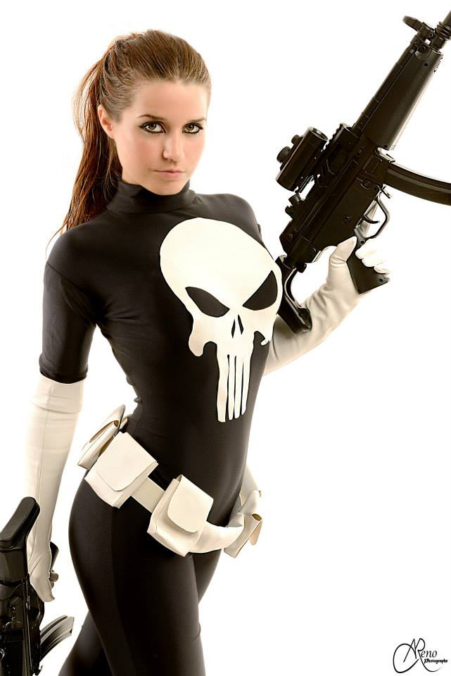 punisher_woman_cosplay____by_joulii91-d73m6vw.jpg
